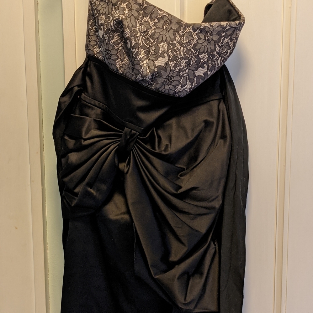 Windsor Black Strapless Dress with Lace Bodice